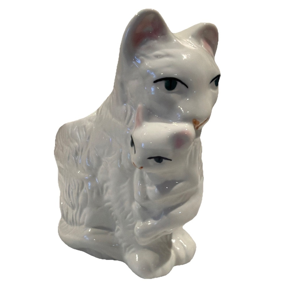 Vtg Persian Momma White Cat Carrying Kitten Ceramic Figurine‎ Planter